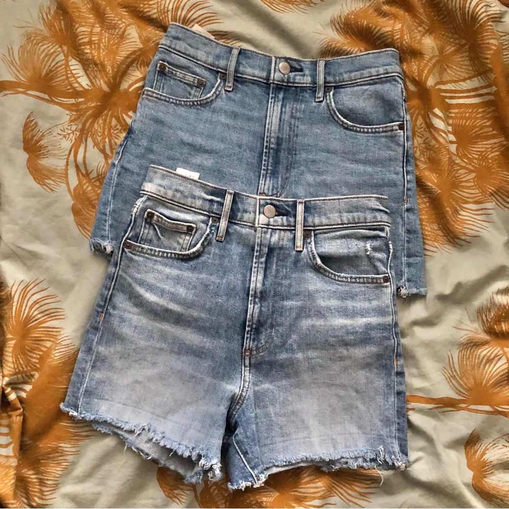 bundle of 2 Denim Forum Arlo shorts 25
